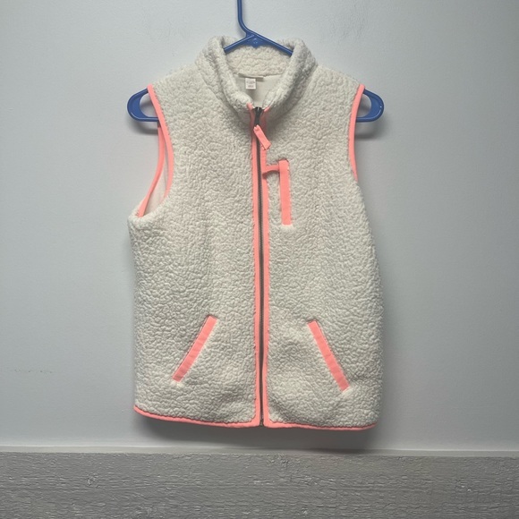 Free With Any Purchase! Girls XL 14/16 Cat&Jack Vest - Picture 1 of 3